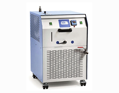 RECIRCULATING HOT WATER BATH 4,2 KW.
