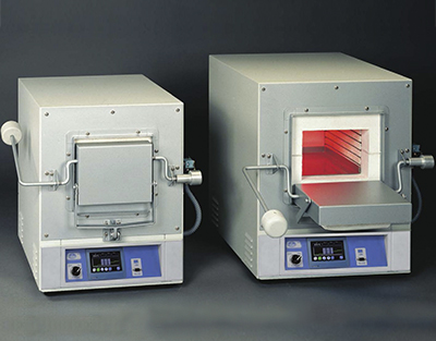 FOUR A MOUFFLE « TFT » 10 X 15 X 24 230V 50/60HZ