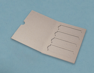 Cartons avec couverture p/4 lames