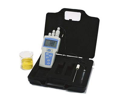 CONDUCTIVITY METER 
