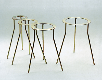 FLAT RING TRIPOD STAND 100