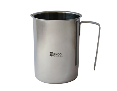 Jarra de acero inoxidable con borde y pico 250mL
