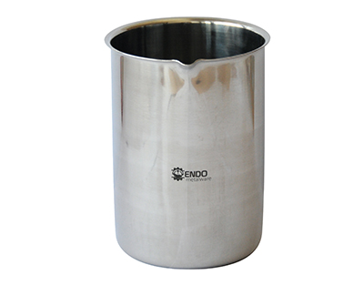 Vaso acero inoxidable con reborde con pico, 1000mL