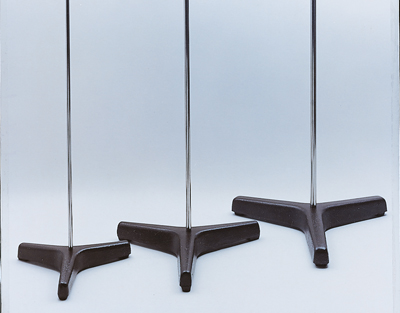 Soporte tripode dur-al 700x12